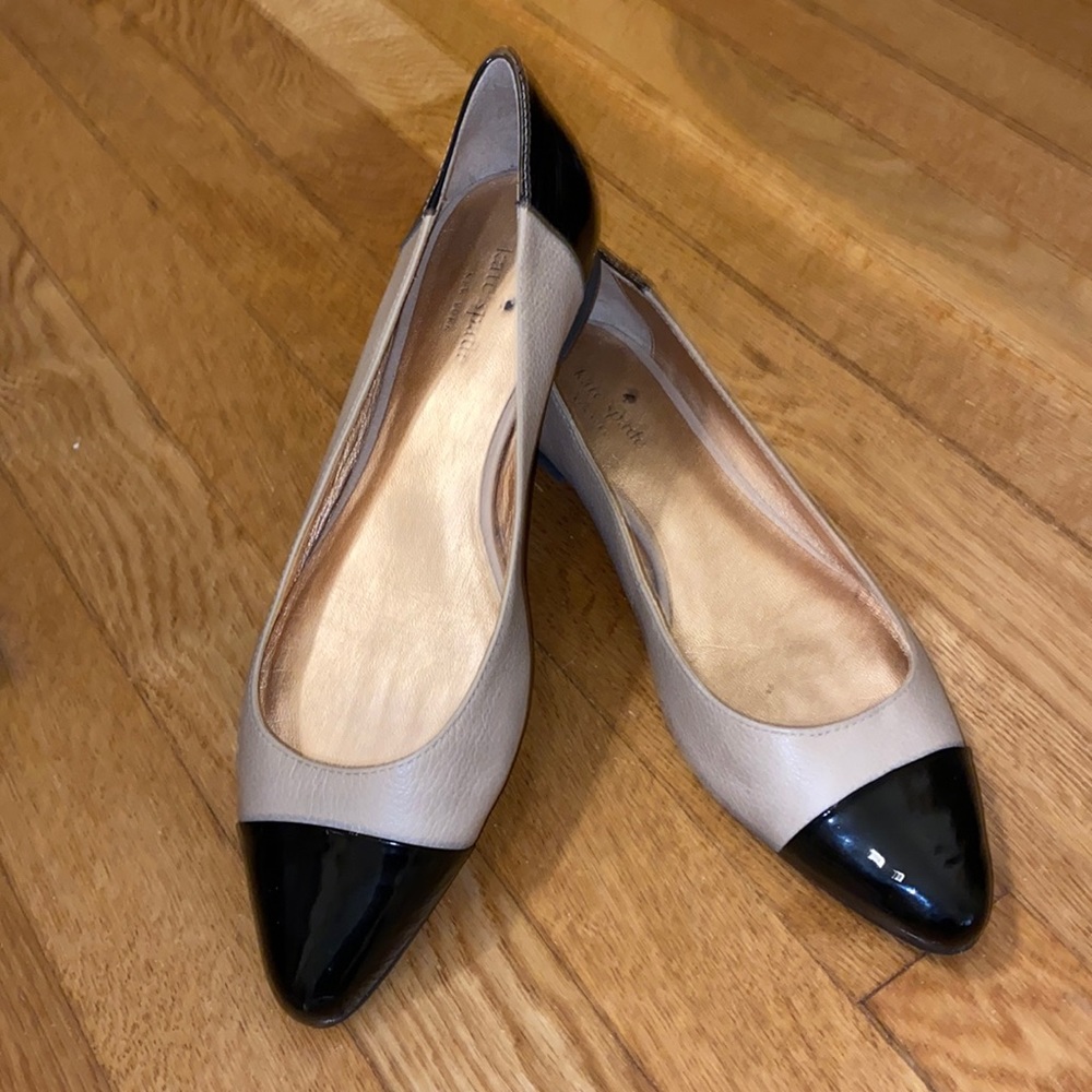 Kate Spade, cream and black cap-toed pointed flats, Size 9M